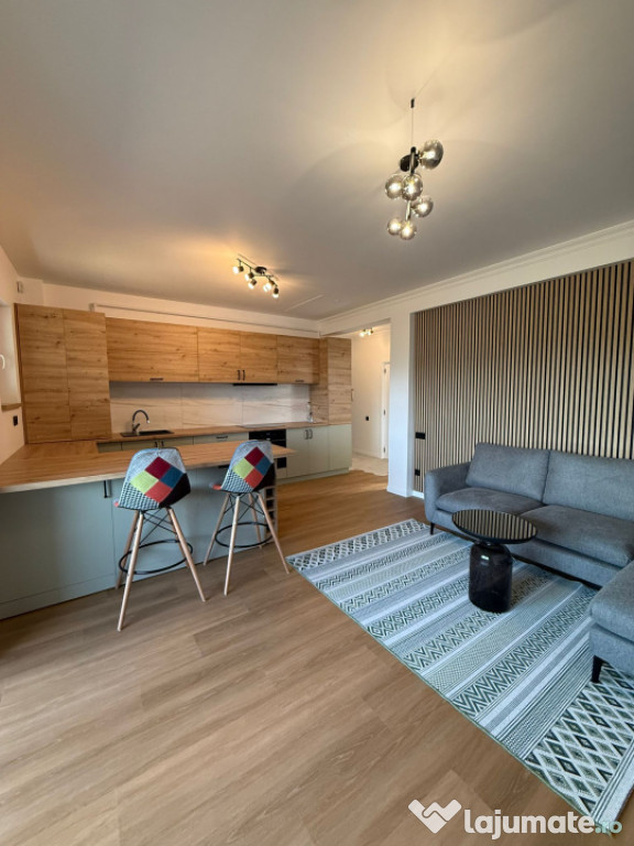 Apartament 2 camere, bloc nou 2024, curte privată și mansa