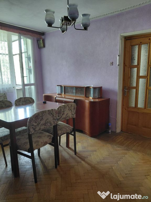 Aprtament 2 cam, Tig 1,et 3 si un garaj