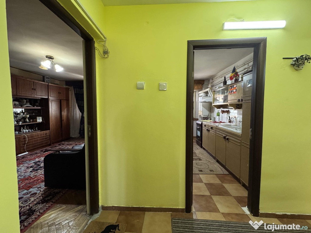 3 cam, 73 mp, decomandat, 2 bai, 2 balcoane, etaj 4, N. Titulescu