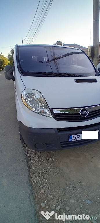 VAND OPEL VIVARO 8+1