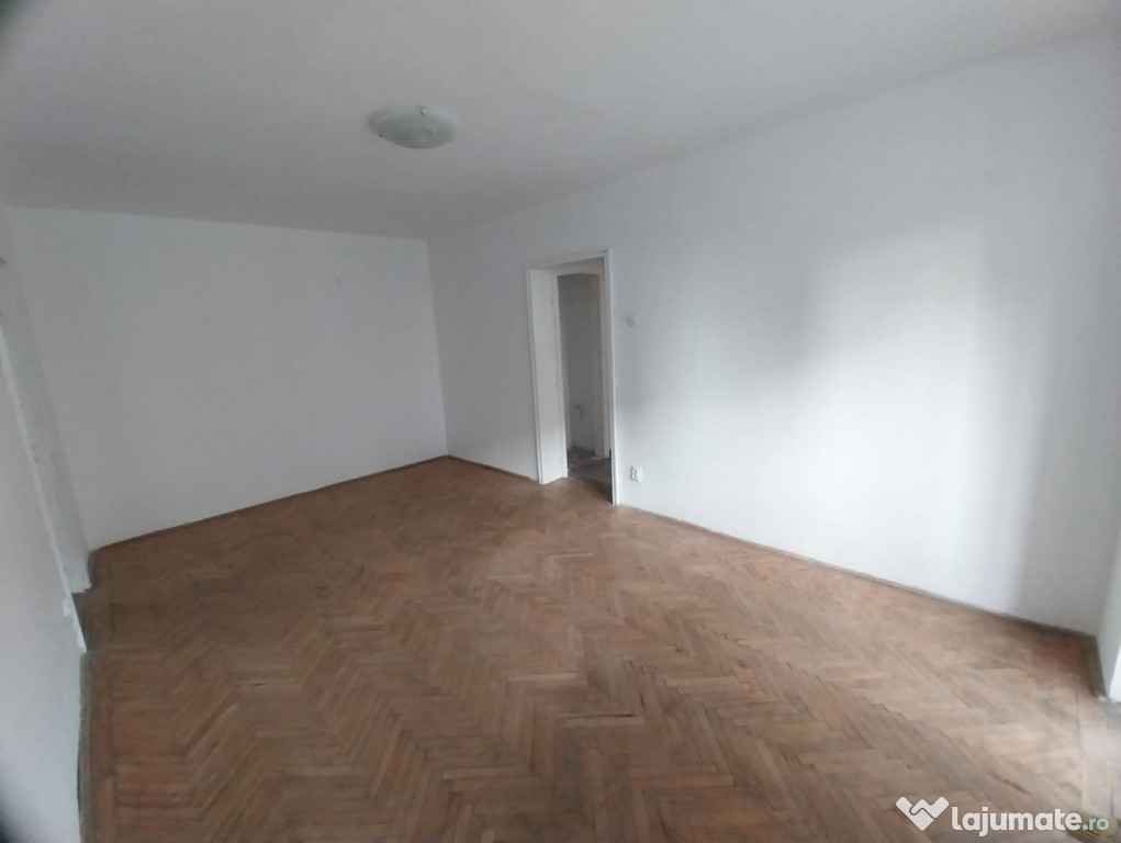 2 camere l 4 minute Metrou Crangasi