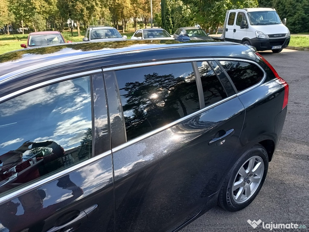 Volvo V60 “Ocean Race” model 2016