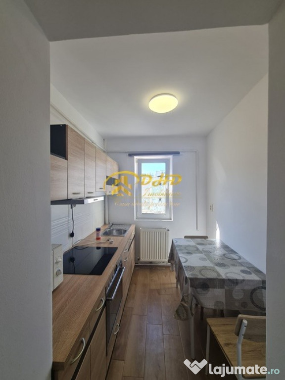 Ap. 3 camere, renovat, mobilat și utilat, CT, aer condiționat