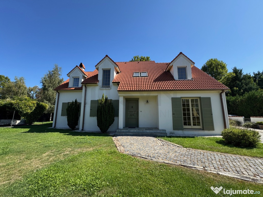 Vila de in Pipera zona Iancu Nicolae stil rustic frantuzesc