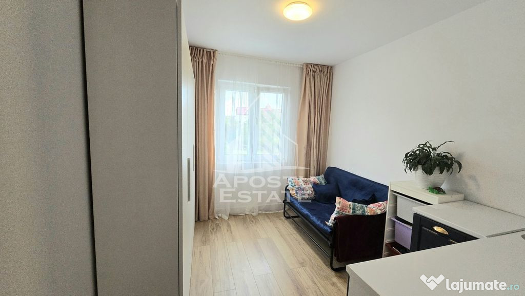 Garsoniera renovata, etaj intermediar, zona Dacia
