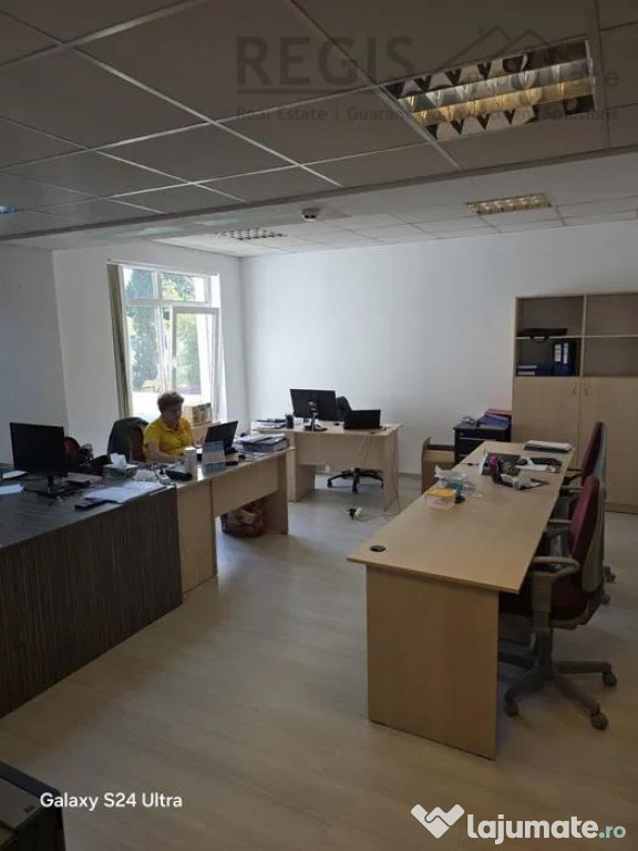 Spatiu birou 110mp cu parcare