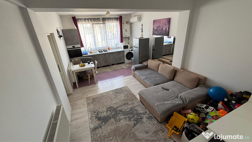 Persoana fizică! Vând apartament 2 camere !