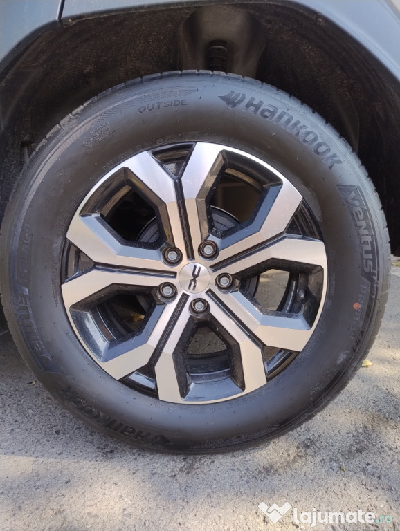 Vând 4 anvelope de vara Hankook Ventus Prime 4 215/65 R17