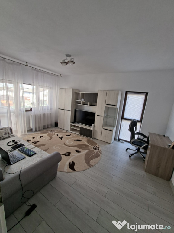 Apartament cu 2 camere in Sanpetru