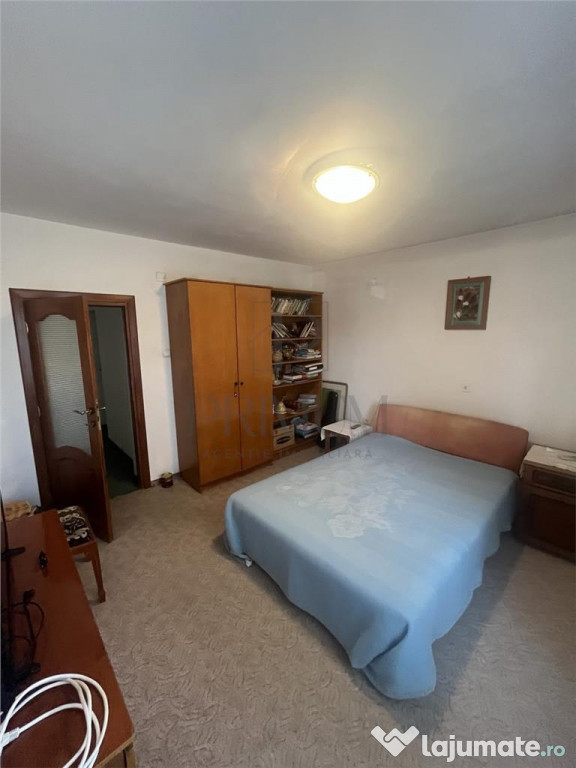 LIPOVEI - Casa/Vila - 8 cam - 4 bai - curte - toate utilitat
