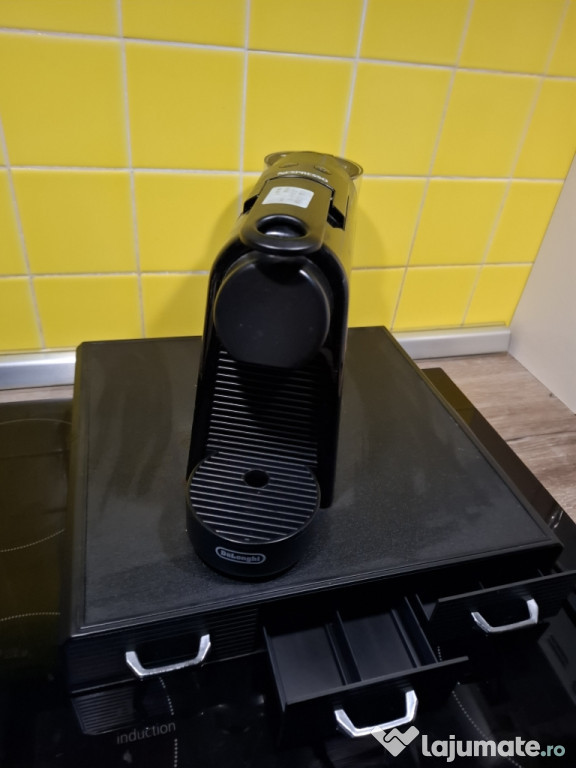 Espressor Nespresso by De’Longhi Essenza Mini Black