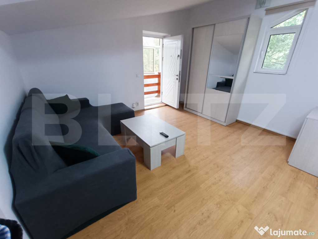 Apartament la casa 3 camere - Zona Nicolina