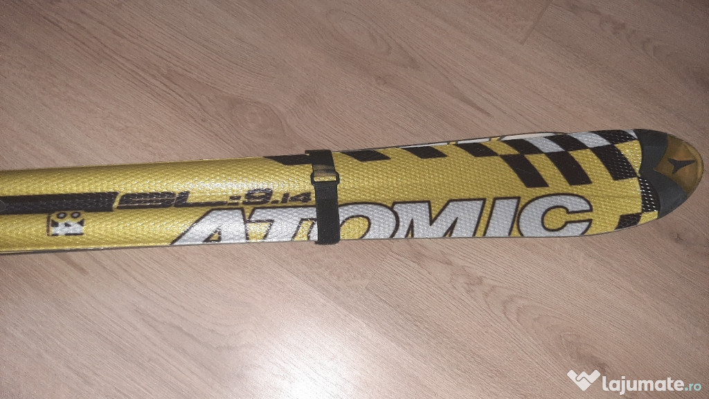 Schiuri de vânzare Atomic