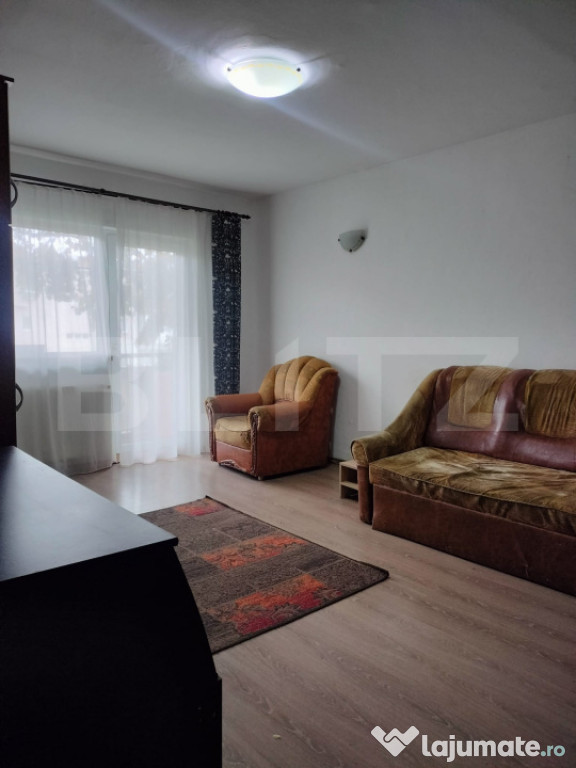 ???? Apartament de vânzare – Zona Liliacului ????