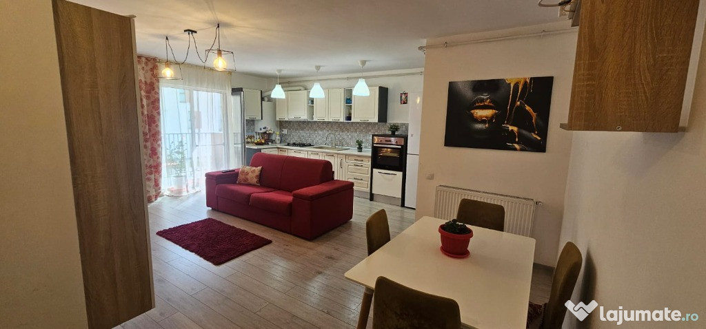 Sub pretul pietei! Apartament 2 camere, 66mp, et intermediar, parcare