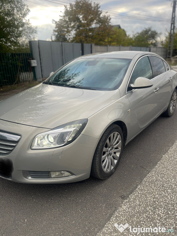 Autoturism opel insignia
