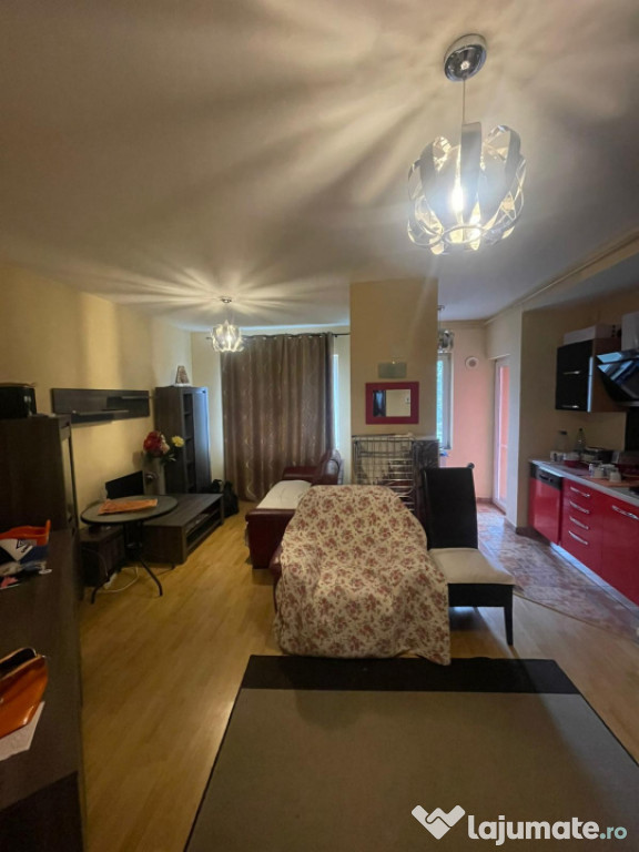 Apartament de 3 camere, 65mp, etaj 1, curte privata, 1 loc d