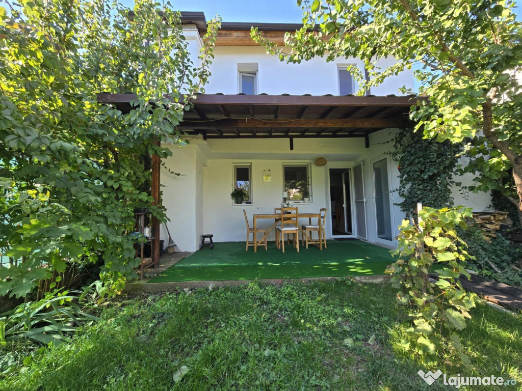 Casa individuala la curte Bucurestii Noi