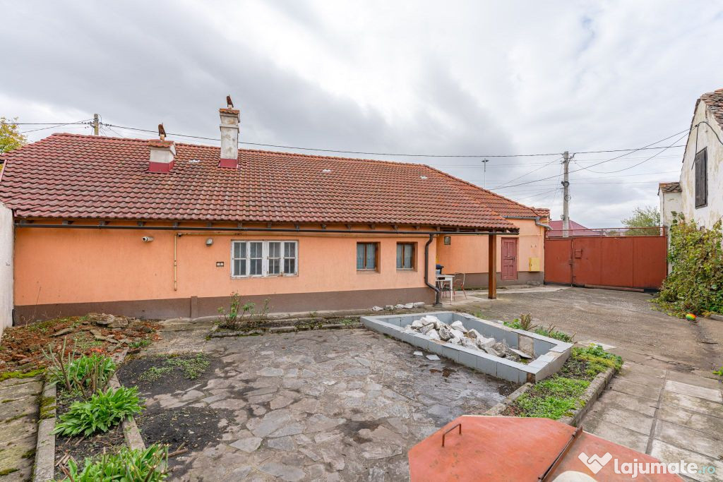 Casă individuală de renovare în Bod, Brașov