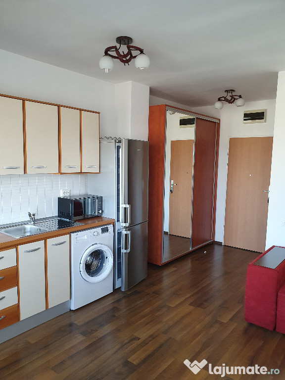Inchiriez Garsoniera zona Lujerului, Quadra 2, cu loc parcare subteran