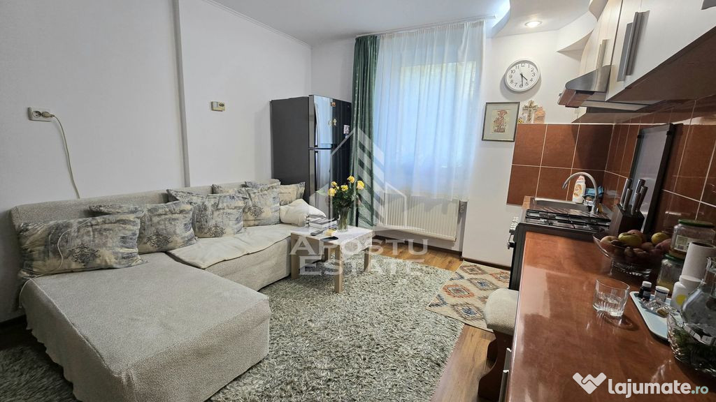 Apartament cu 2 camere, centrala proprie, parter inalt, z...