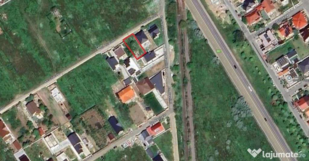 Teren construibil intre vile in Ovidiu