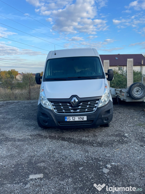 Vând Renault Master