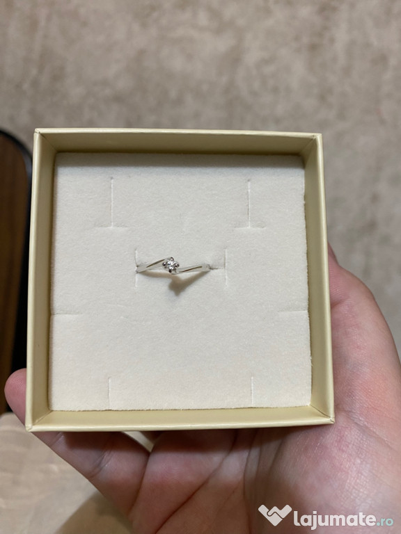 Inel aur alb 18k cu diamant natural