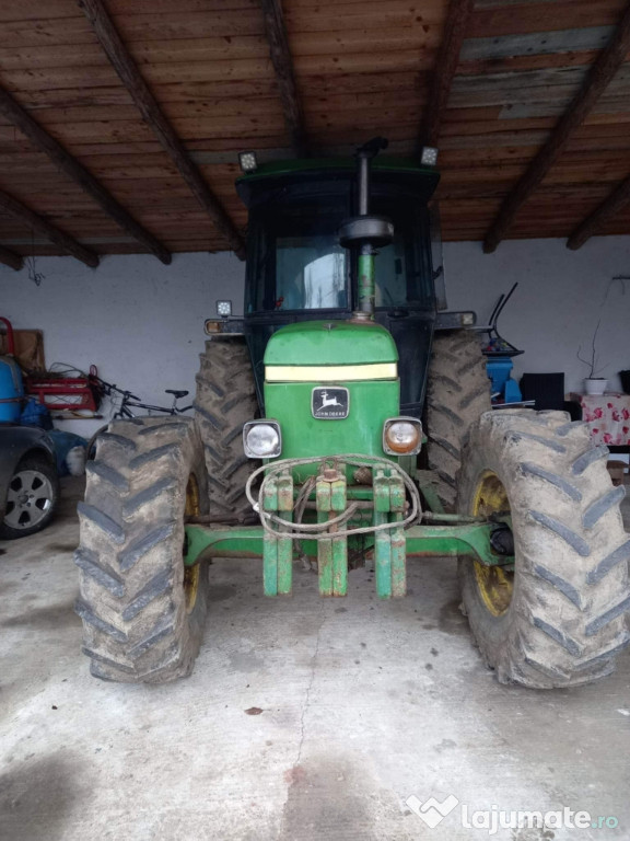 Vand Tractor John Deere 2140 cu utilaje