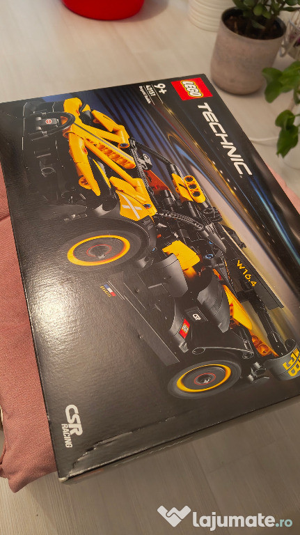 LEGO Technic Bugatti 42151