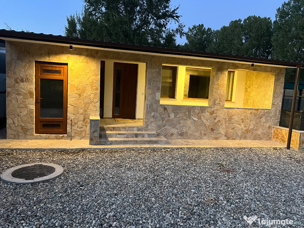 Inchiriez garsoniera Rm valcea