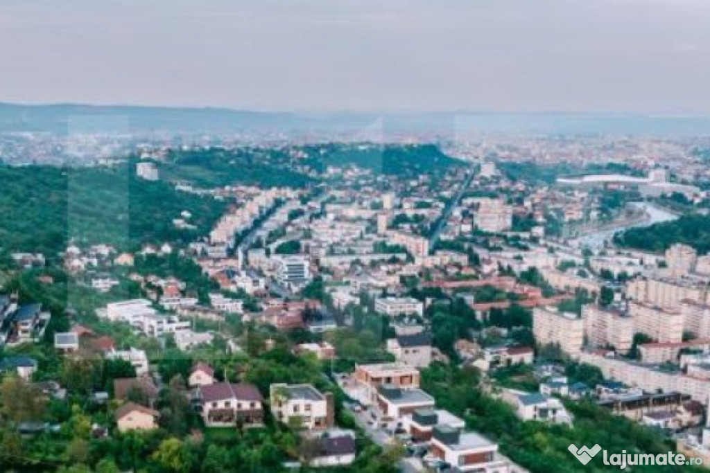 Oportunitate de investiție! Teren intravilan cu posibilitat