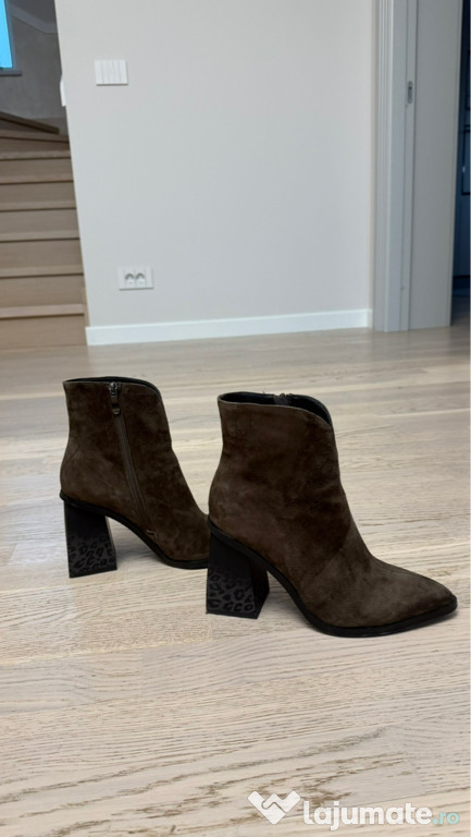 Botine marime 38, piele, purtata o data