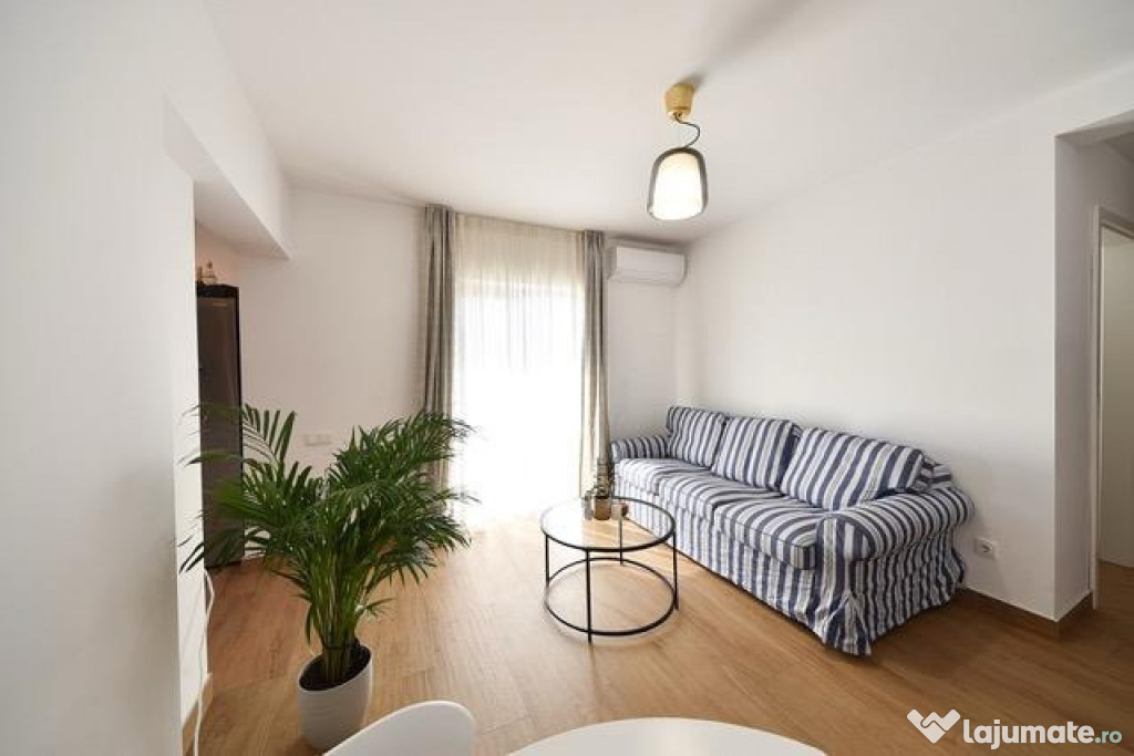 Canapea IKEA extensibila