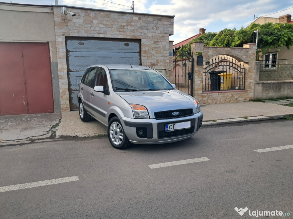 Ford Fusion 2009 •• 88 .000 KM • • Unic Proprietar • Full•