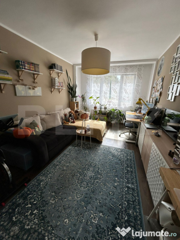Apartament decomandat 54 mp utili, parcare, zona Valea Garba
