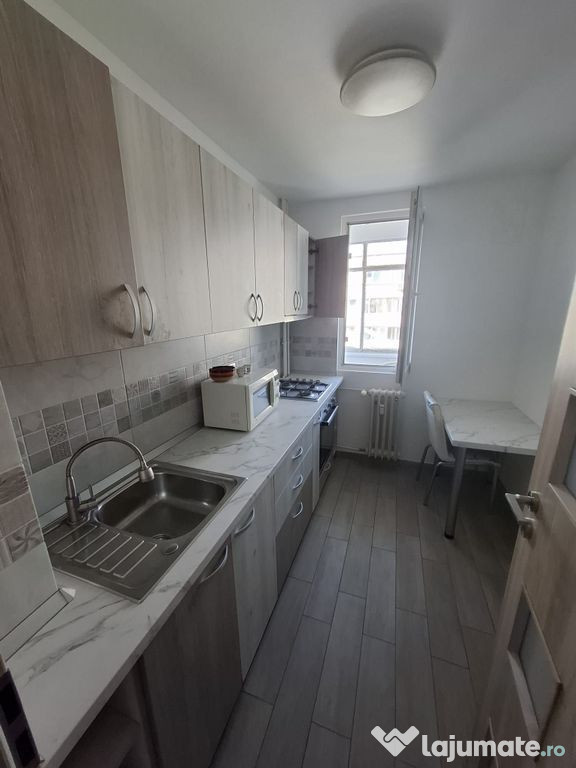 Apartament decomandat 2 camere Alexandru Obregia