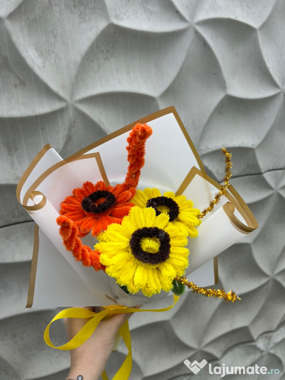 Buchet flori sârmă plușată