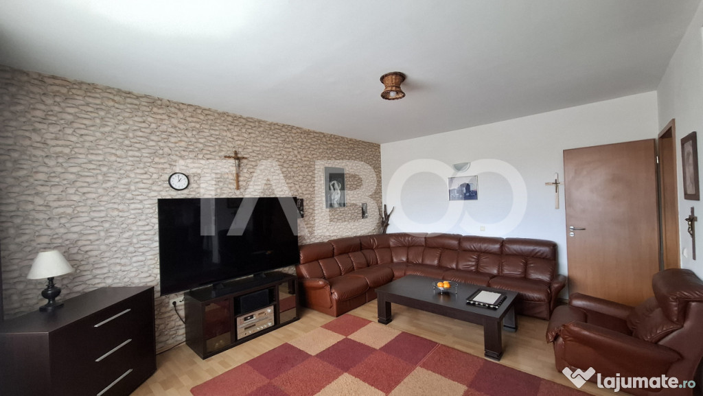 Apartament 2 camere de vanzare decomandat 62 mp zona Siretul