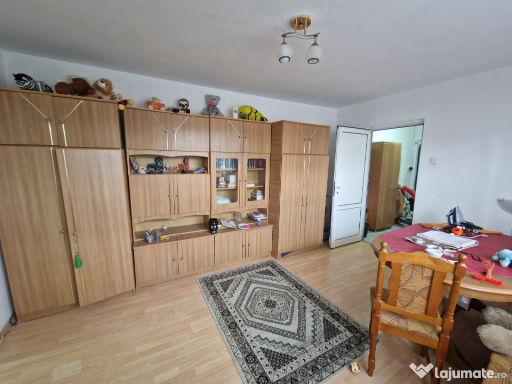 Apartament 2 camere 48mp zona Albina