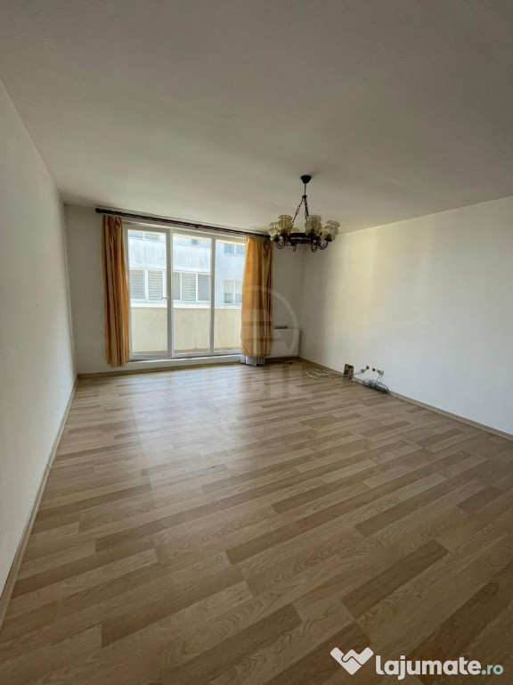 Apartament 2 camere decomandat,zona Ioan Rus