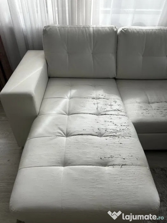 Canapea colt extensibila din imitatie de piele alba