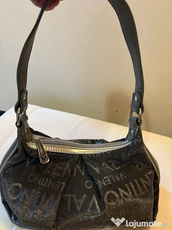 Poșetă tip Valentino