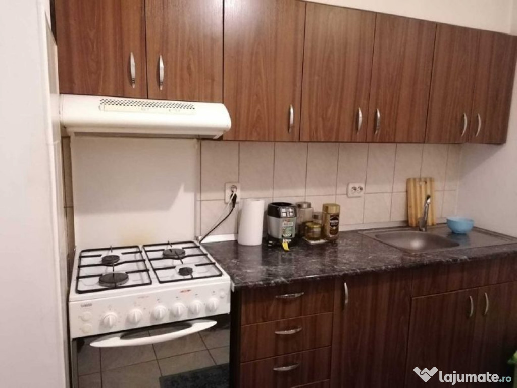 Apartament 1 camera D, in Gara,