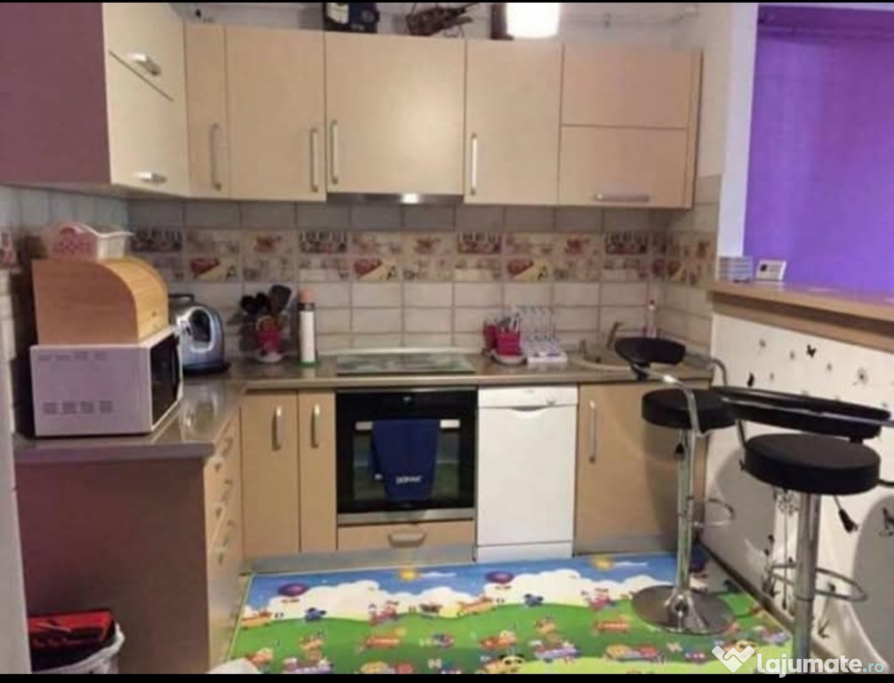 Vând apartament 2 camere