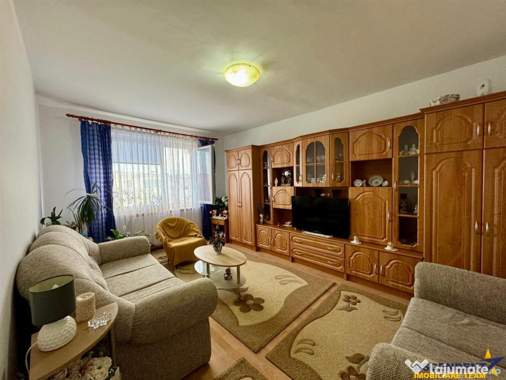 FILM si Tur 3D! Structura decomandata, 2 bai, balcon, spatiu