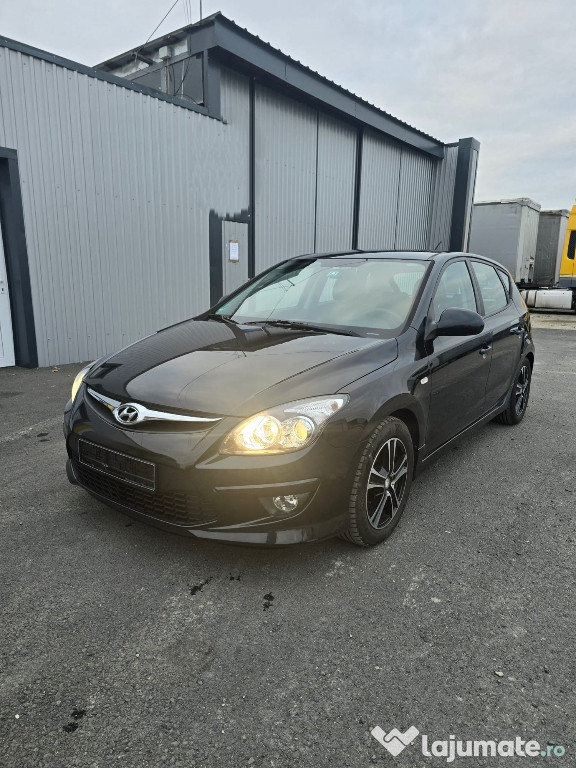 Hyundai i30 crdi Euro 5 edition plus+