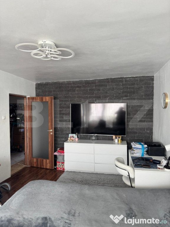 Apartament 3 camere, 72 mp, zona Dacia