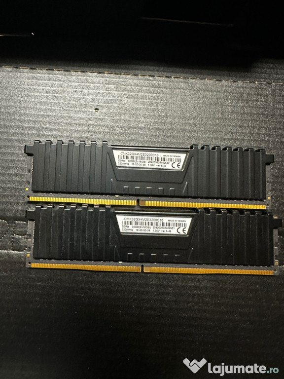 Memorie CORSAIR VENGEANCE LPX 32 gb