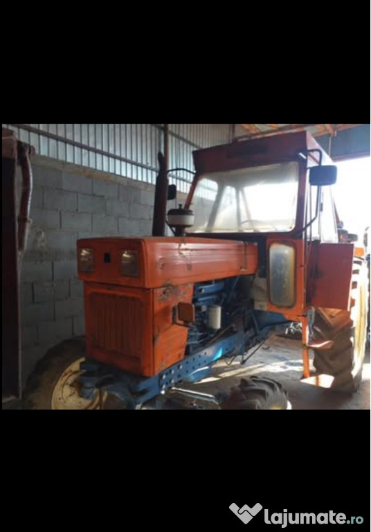 Tractoare de vânzare